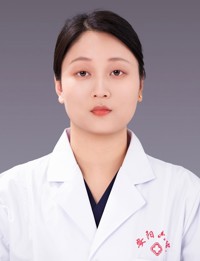 姚依林
